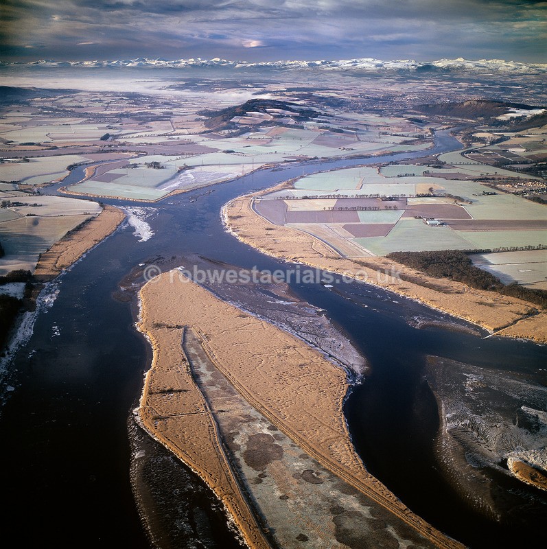 A00267A South Deep by Mugdrum Island on the RTay - Photographers favourites