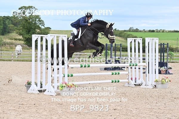 BPP_9823 - CLASS 5 SAT Senior British Novice/ 90cm Open