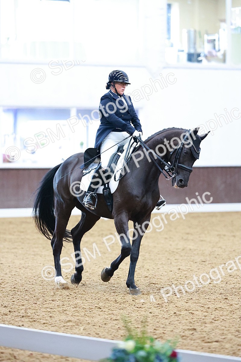 SBM_007694 - Class 9 - FEI INT II - 16.54.17.57