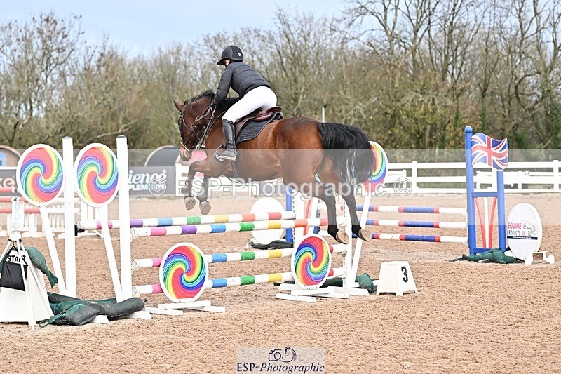 251119-095705-00044 - Cls 1 British Novice and 90cm Open
