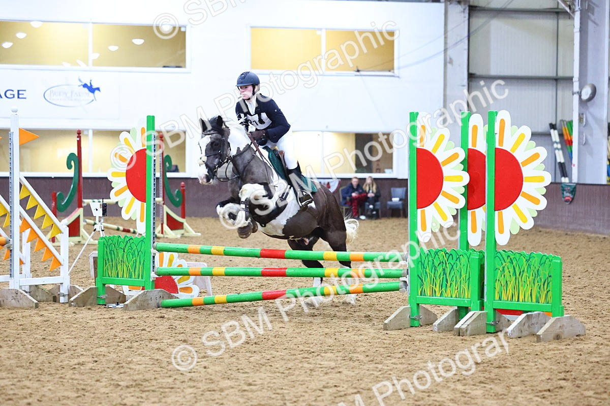 SBM_001665 - Class 4 - Festive Fences - 70cm