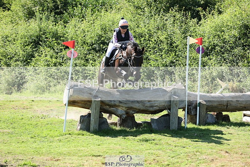 240811A-154905-05748 - 303-