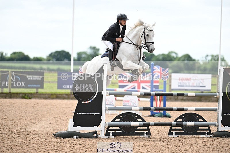 250611-131925-00658 - Cls 4 Snr Newcomers & 1.10m Open