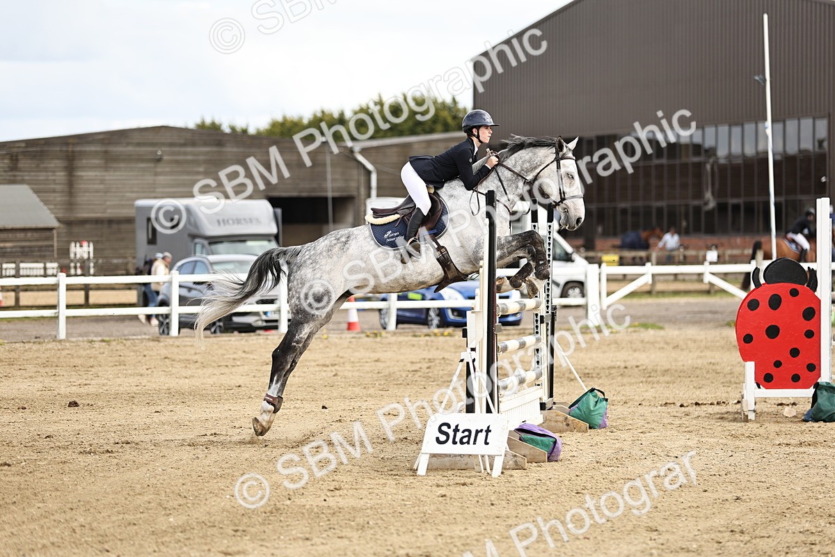 SBM_001492 - Class 5 -Senior Foxhunter - 1.20m