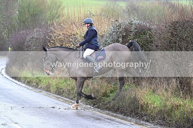 WJ7_7021 - Crossing A Camera