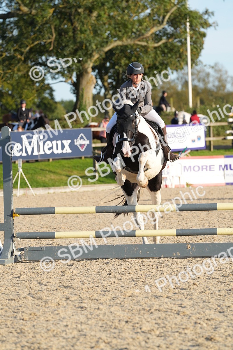 SBM_54272 - J23 - Junior Horse 70cm Championship