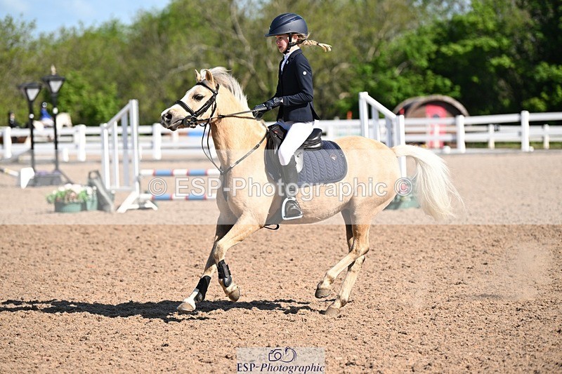 250504-094617-01719 - Cls 13+14 Club and Schools 60cm