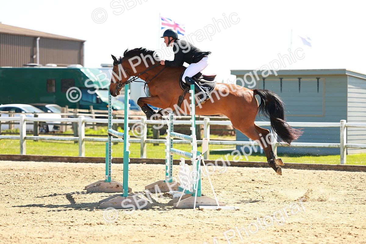 SBM_001682 - Class 5 - Senior Foxhunter - 1.20m