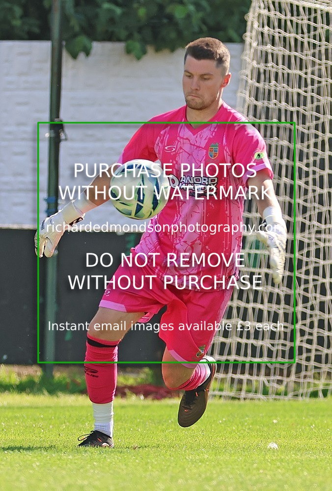 533A8661 - Kendal Town vs Heaton Stannington (22/8/26)