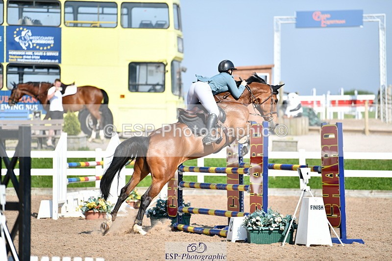 240512A-163820-19838 - Cls 44 1.05m National Am Quali