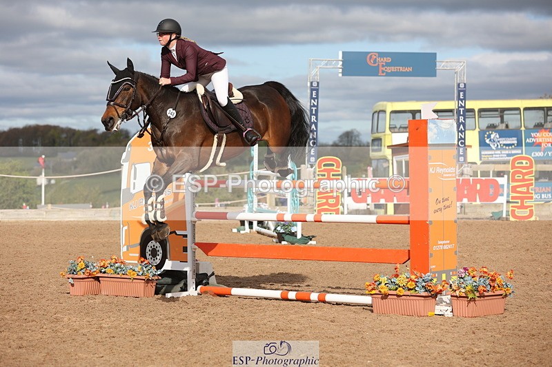 240419A-092005-05486 - Cls 22, 1 Star Gold Tour 1.30m