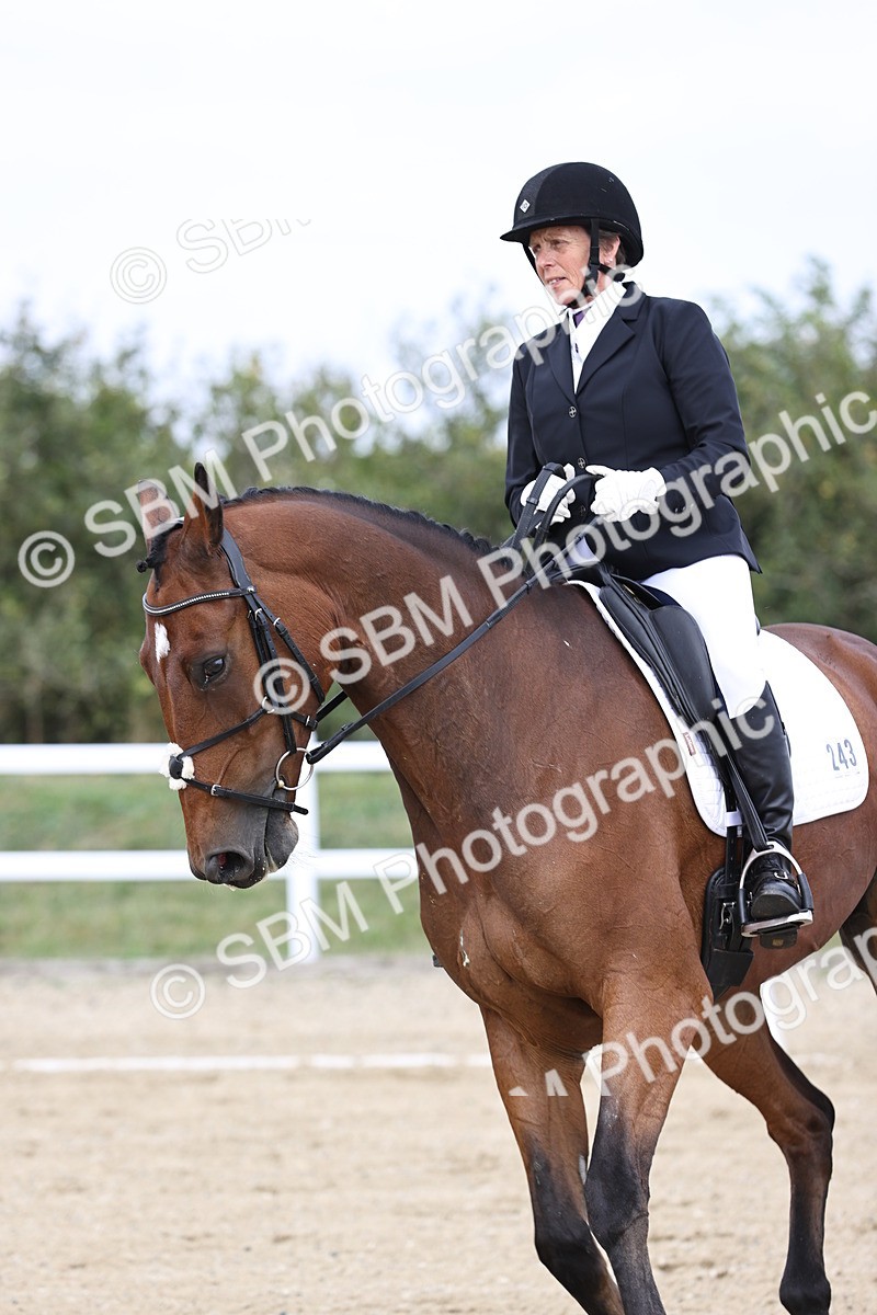 SBM_017520 - Class 14 - Novice 23 - 13.52-14.55