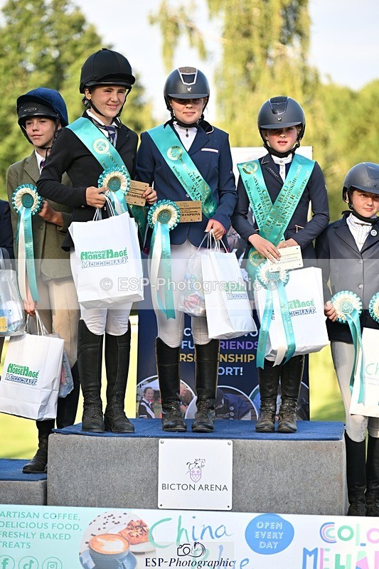 250822A-172918-24634 - Friday Presentations