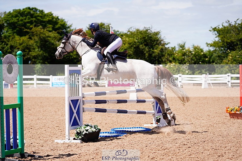 240629A-121336-05250 - Cls 18 Newcomers and 1m Open