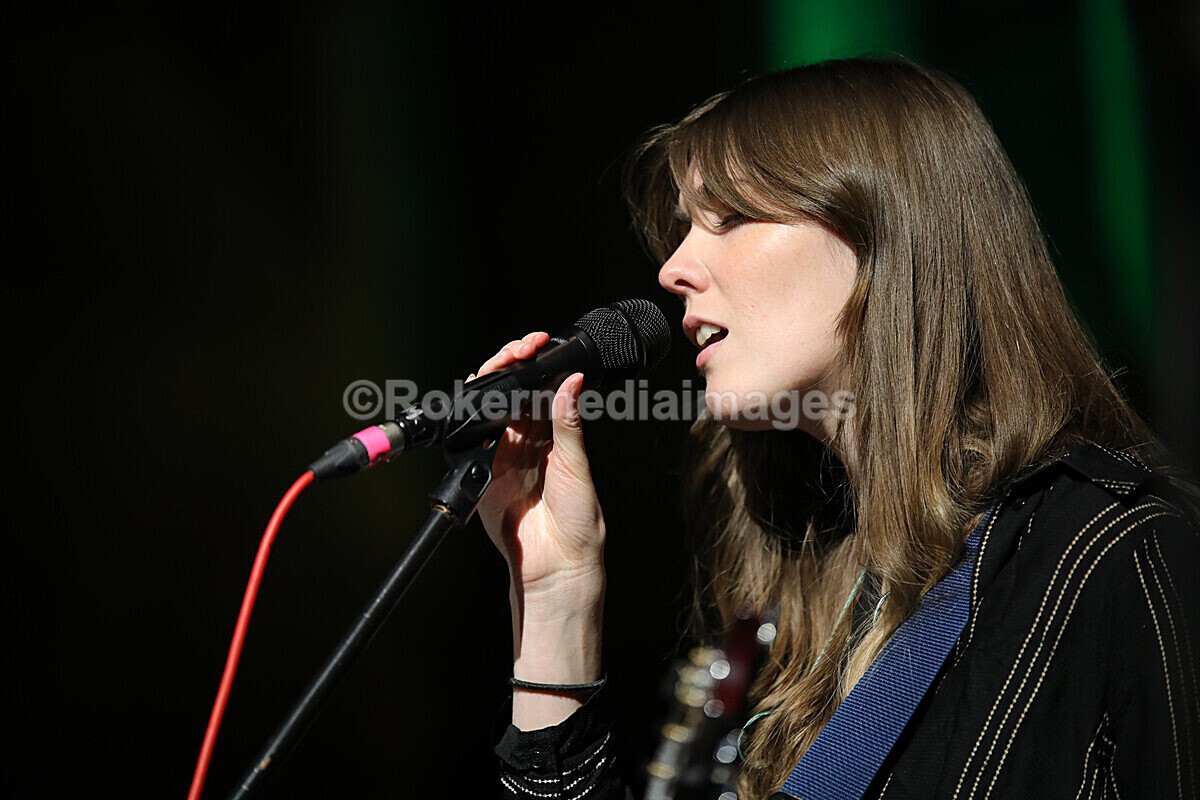 FOLK N BLUES-707 - FOLK and BLUES SEPT 2022