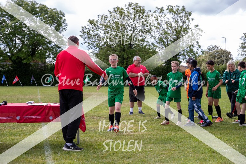 1DX40033 - Colebrook V Ferndale