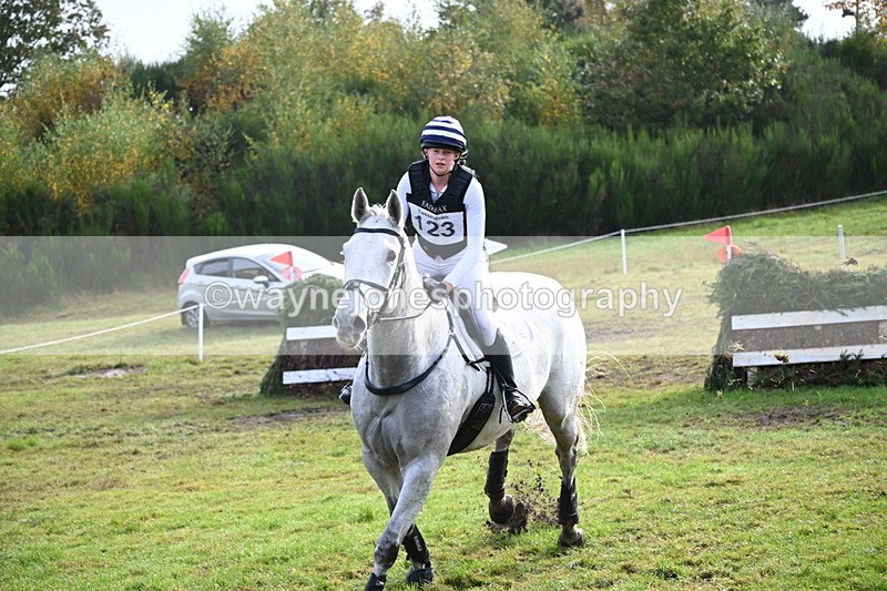 WJ6_2085 - 80cm Cam 1 Time 10:47 to 11:22