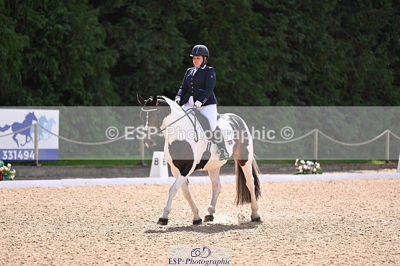 240809-114837-00575 - 228-Lauren.Picknett-Bonnie.V