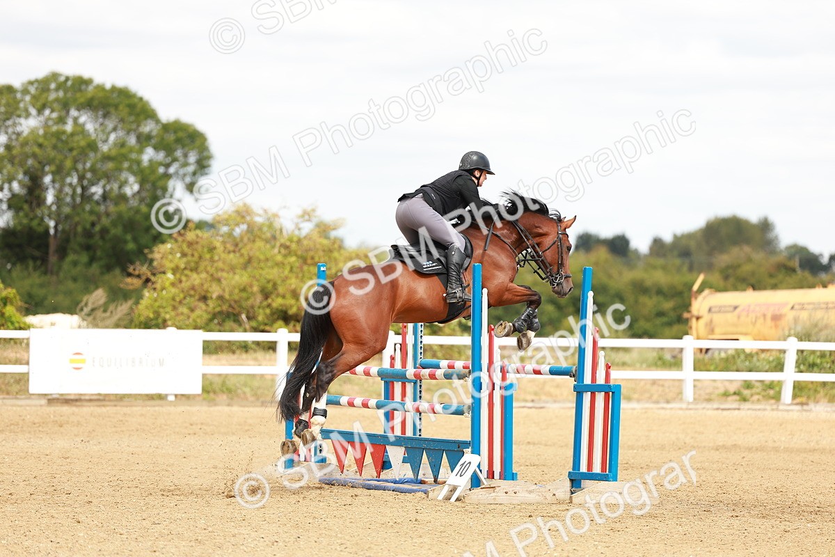 SBM_006710 - Class 4 - Senior British Newcomers - 1.10m
