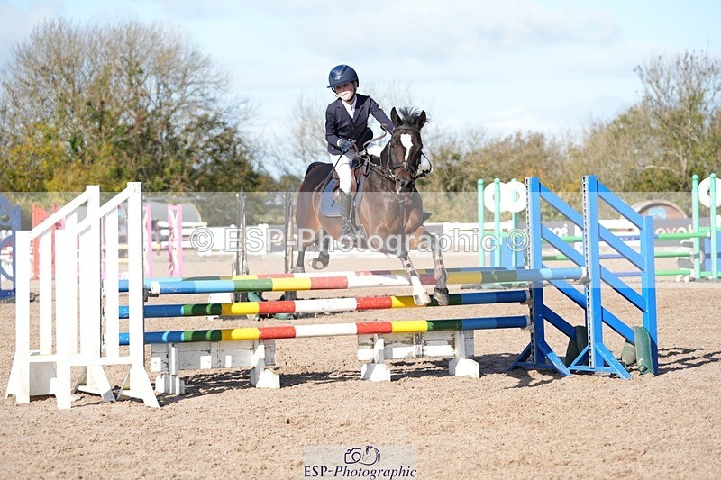 251025-130916-00491 - Cls 9 Pony Winter Discovery and 90cm