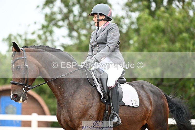 240815A-140811-01950 - 295-Zara.Bassett-Croon.Gravin