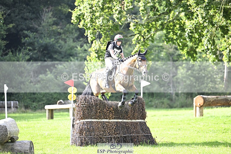 240804-173128-18956 - 707-Georgina_Ewell-THE_WORTHY_BRAT