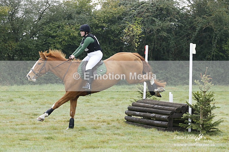 WWHT 171021 0383 - Novice Restricted (0.80m)  17/10/21