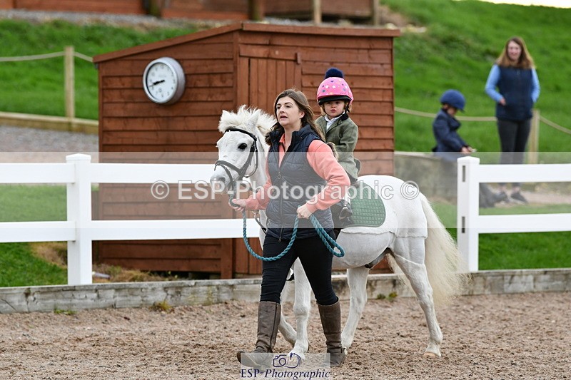 241013B-084203-00001 - Cls 1 Clear Round