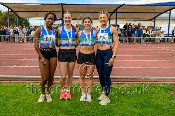 Relays26-816213 - Medals