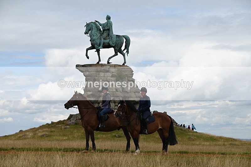 DSC_9255 - Time at Statue 14:33 to 15:10