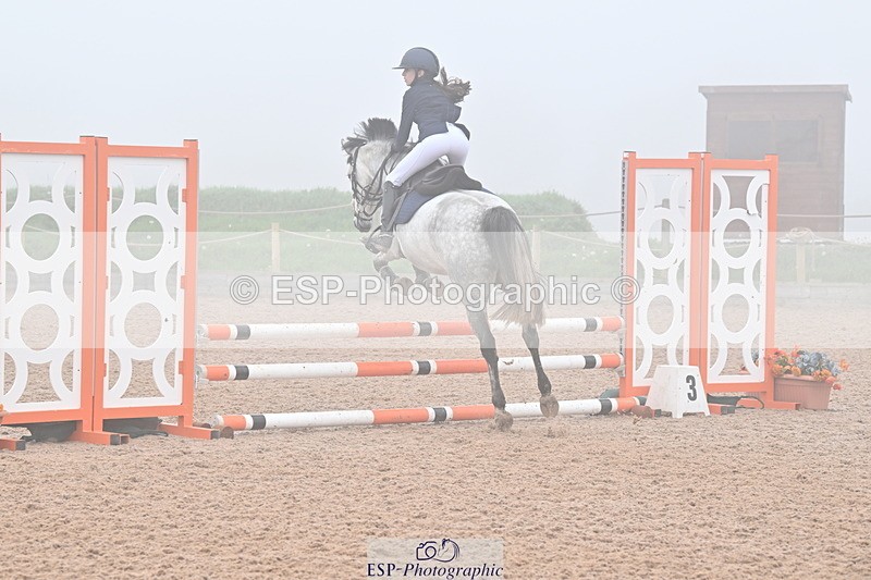 240506A-091406-07992 - Cls 1 Pony Intro 70cm