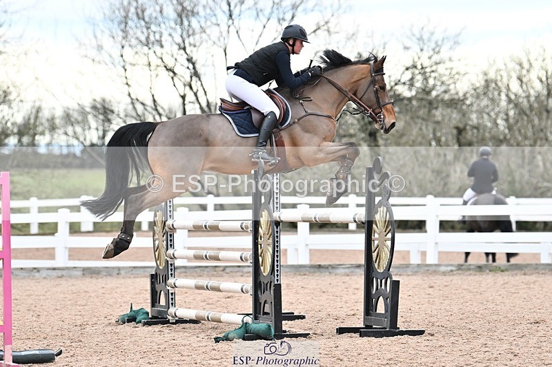 250112-144816-01735 - Cls 21 Foxhunter and 1.20m Open