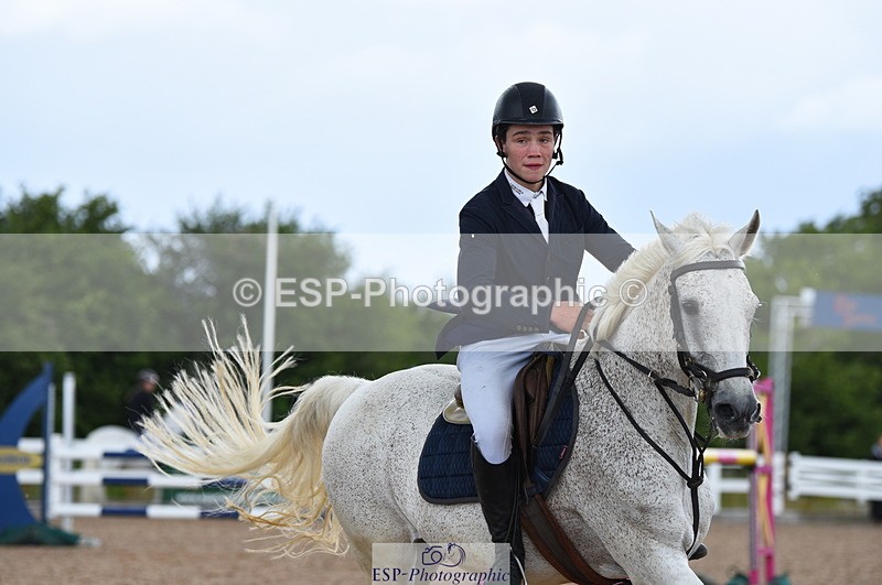 230715A-125102-01103 - Cls 4 Newcomers & 1m Open