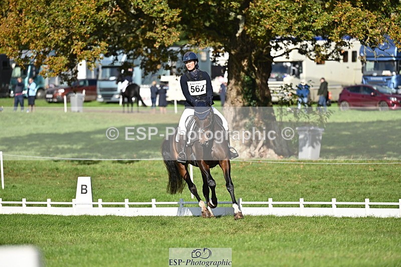 251024A-112733-09667 - G-562-Phoebe.Lagor