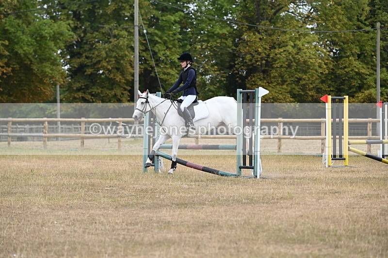 WJ6_0510 - Class 14 Intermediate Jumping 75cm