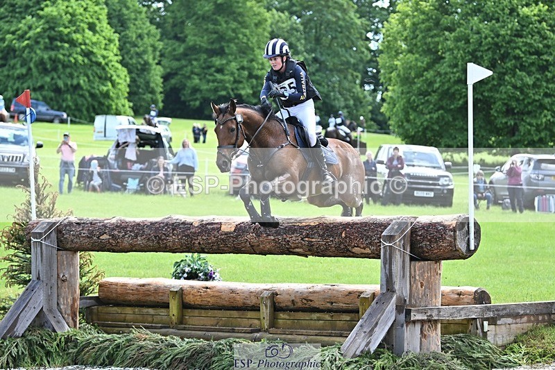 240526-113821-20615 - 425-HUMBLE_GLORY-Sophia_Hill