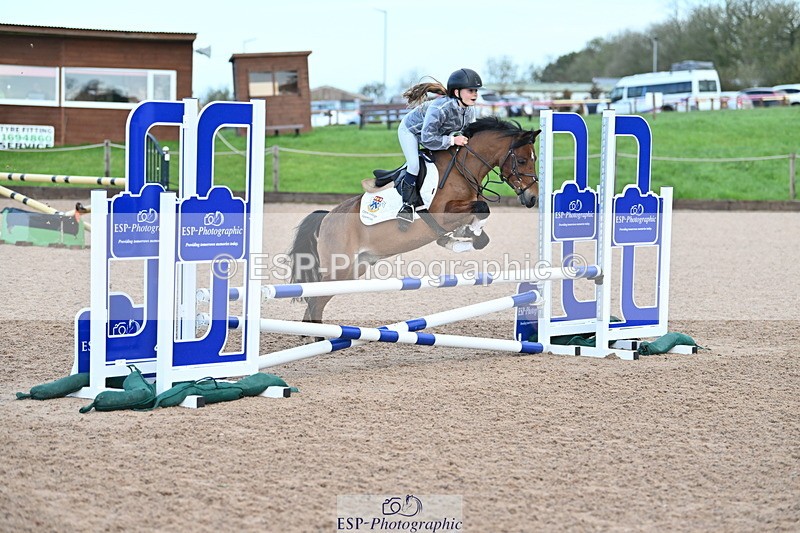 231029A-103322-02776 - 70cm Club and Schools