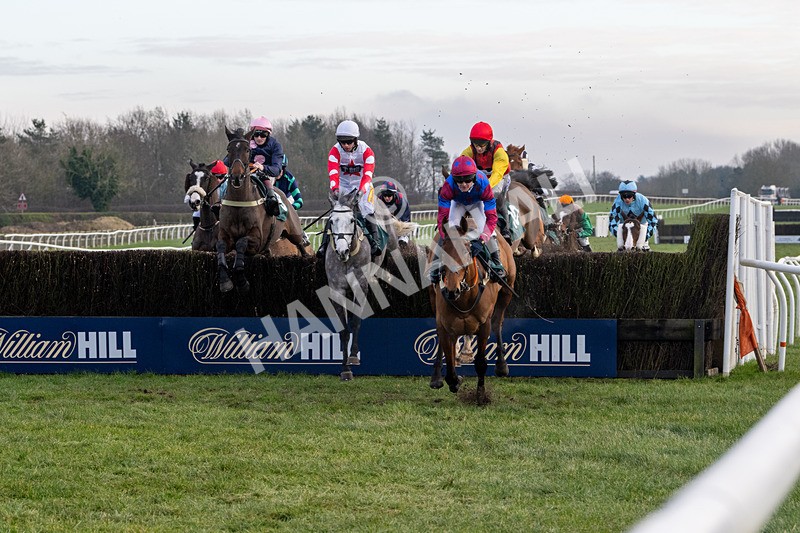 220125-Race 3-Emotional Roller-3029 - Race 3