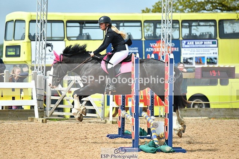 230513A-125811-00941 - Cls 34+35 Club 60cm