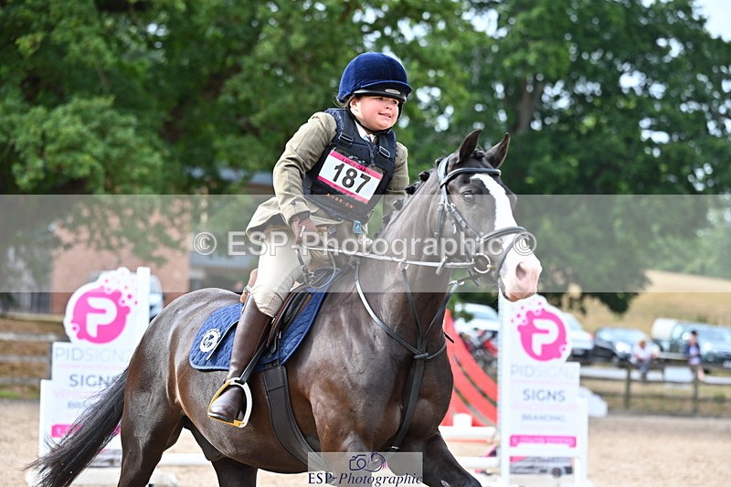 250820A-170354-11214 - 50cm, 16.45 to 18.00