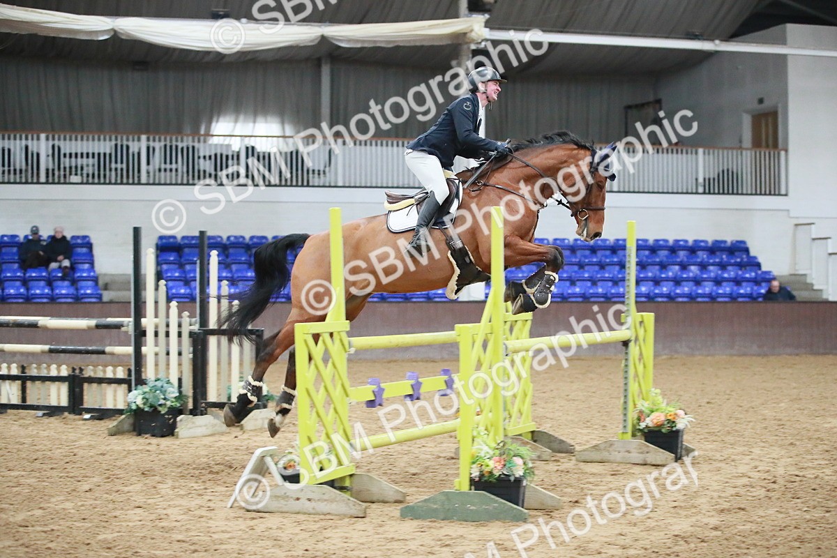 SBM_001096 - Class 4 - Senior Newcomers - 1.10m Open