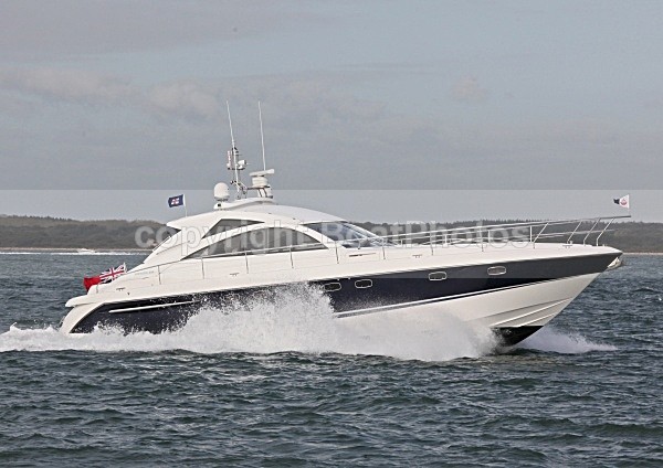 091017 REVOLUTION IMG_2573 - Motorboats - Hardtop