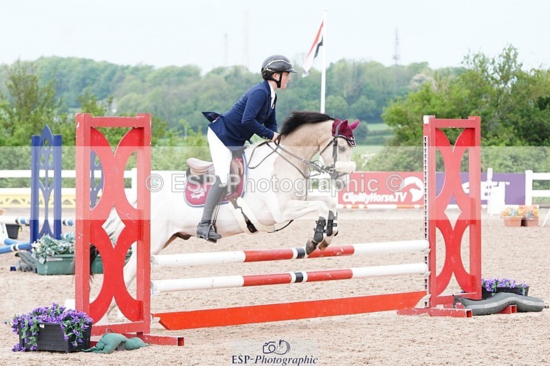 250503-104554-00526 - Cls 19+20 Club and Schools 70cm