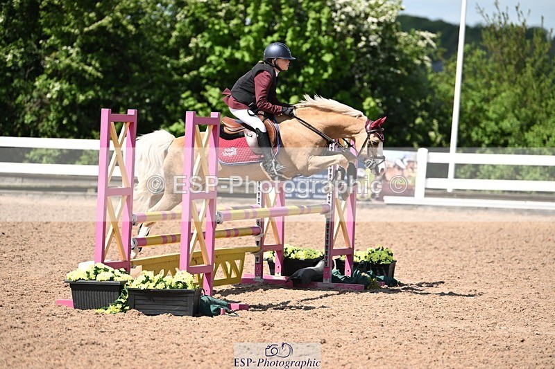 250504-120029-03056 - Cls 17+18 Club and Schools 80cm