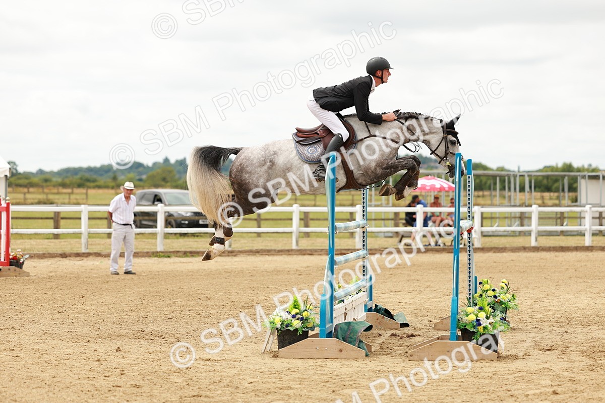 SBM_018109 - Class 21 - Senior Newcomers Championship 2d Rd