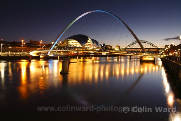 Millenium Bridge and Gateshead Sage. Ref 1125 - Tyne and Wear