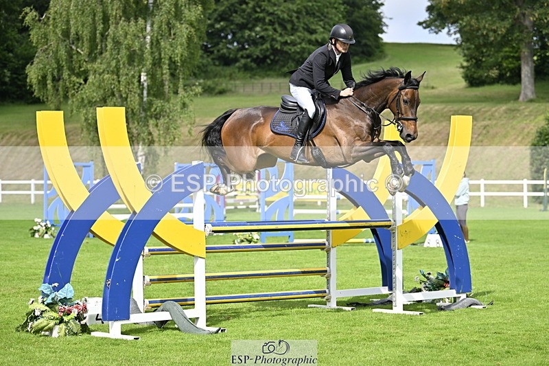 250613A-095648-00189 - Cls 1 Snr Newcomers and 1.10m Open