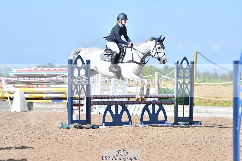 240609A-090226-03199 - Cls 15 Snr British Novice and 90cm Open