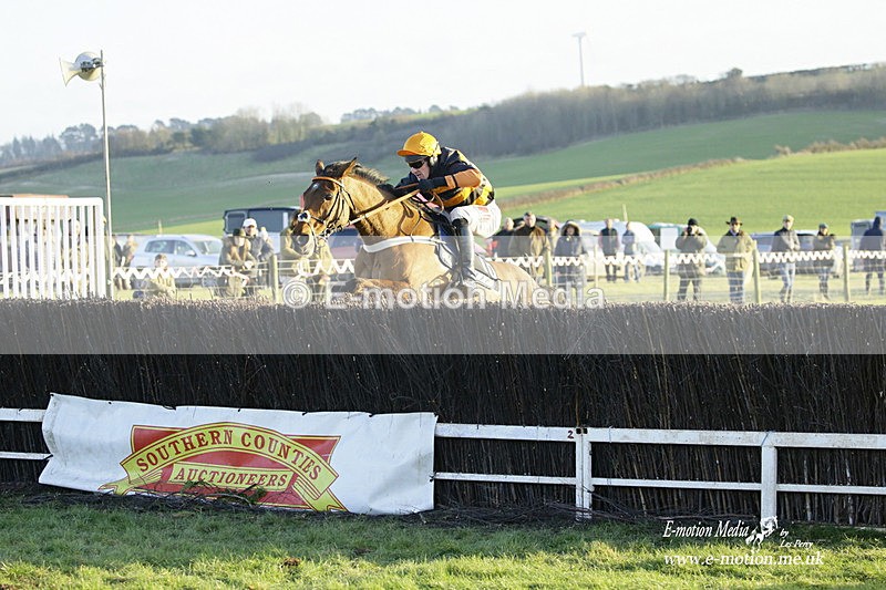 PtP 300122 725 - South Dorset Hunt - Point-to-Point Races 30/01/2022