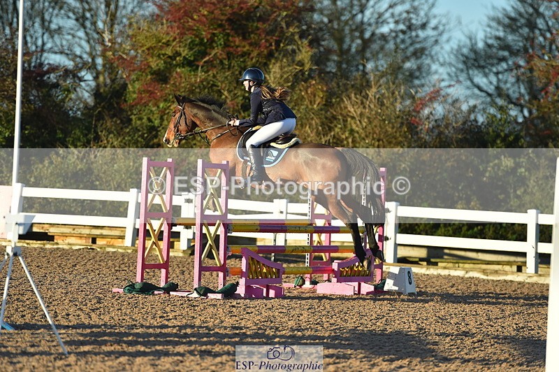 231111A-015532-01137 - Cls 8 Clear Round